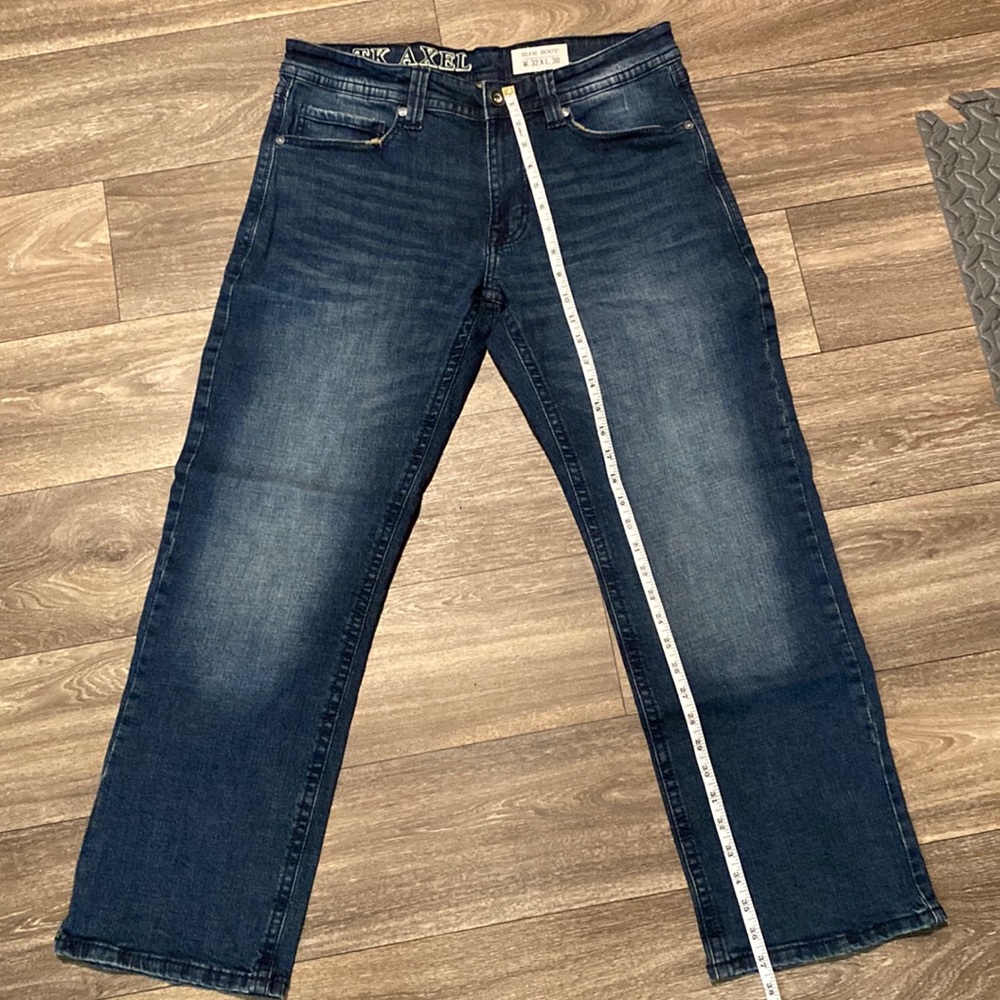 TK Axel designer jeans 32 x 30 relaxed boot cut NWOT